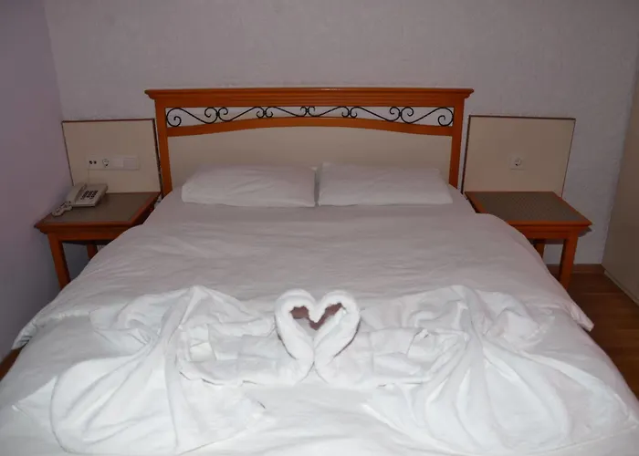 Отель Ozturk Анталья