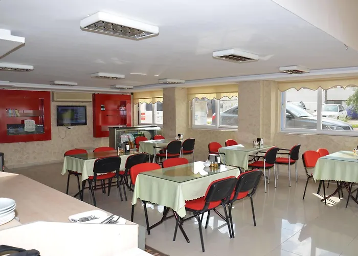 Ozturk 酒店 *