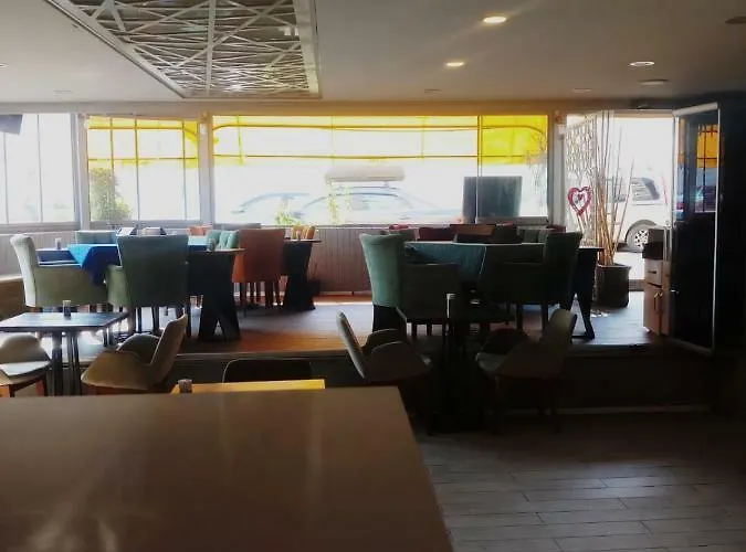 Ozturk Ξενοδοχείο Αττάλεια