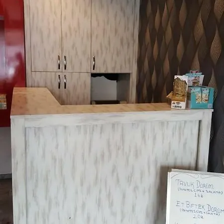 Ozturk Hotel *